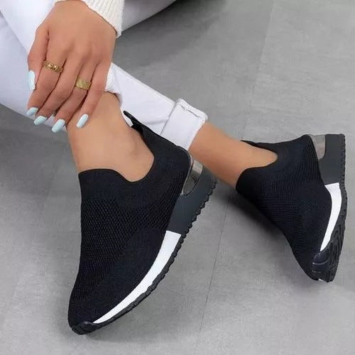 Damen Atmungsaktive Slip-On Freizeitschuhe mit modischem Design Stalluxe