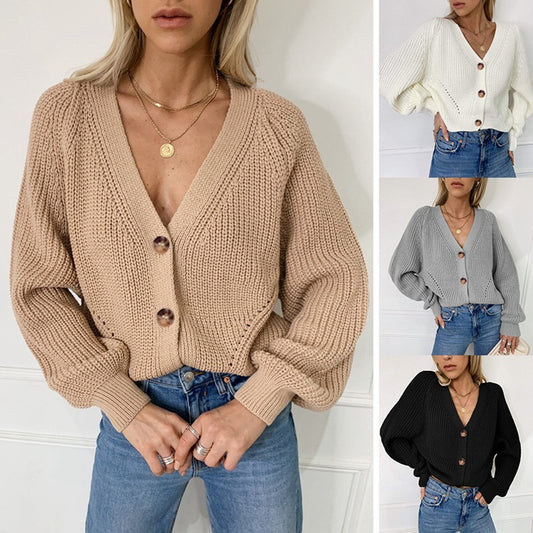 Damen Grobstrickjacke mit eleganten Knopfdetails und überschnittenen Schultern Stalluxe