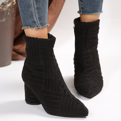 Damen Stiefeletten mit trendiger Ripp-Struktur und komfortablem Blockabsatz Stalluxe