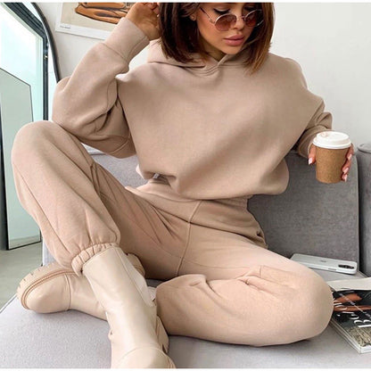 Damen bequemer Kapuzenanzug mit weitem Schnitt und elastischen Bündchen Stalluxe