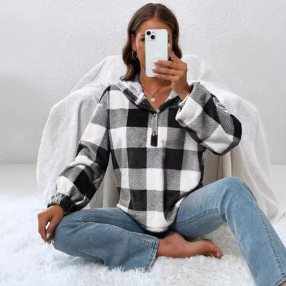 Damen Oversized Karo-Hoodie mit Knopfleiste und breiten Ärmeln Stalluxe