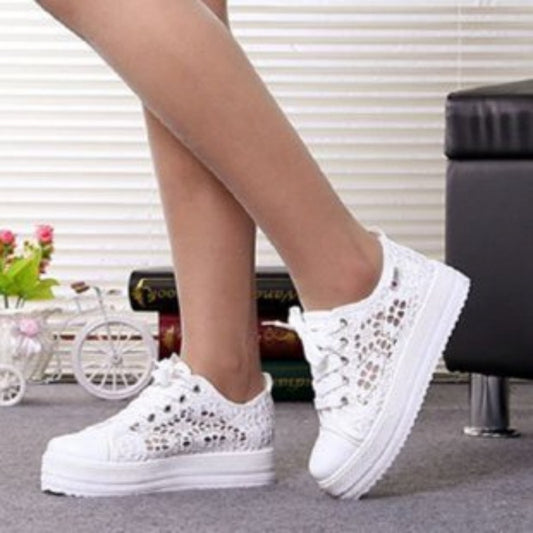 Damen Sportliche Sneaker mit luftdurchlässigem Spitze-Design Stalluxe