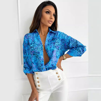 Damen Bluse mit tiefem V-Ausschnitt und modischem Muster Stalluxe