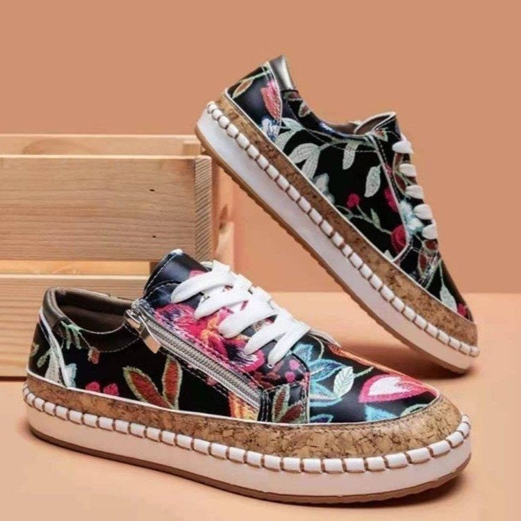Damen Sportliche Sneakers mit buntem Stoffdesign und elastischer Sohle Stalluxe