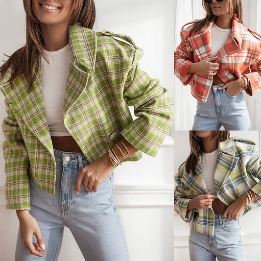 Damen Karierte Jacke im lässigen Crop-Style mit breitem Revers und Knopfdetails Stalluxe