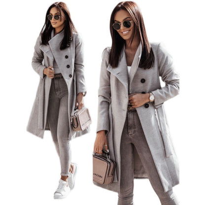 Damen Eleganter, taillierter Wintermantel mit tiefen Taschen und schickem Revers Stalluxe