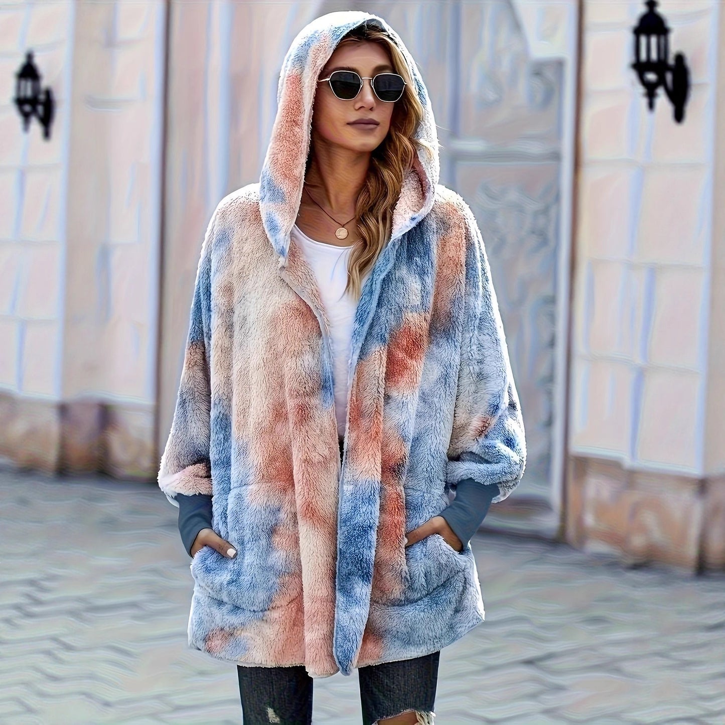 Damen flauschige Kapuzenjacke mit modernem Farbverlauf Stalluxe