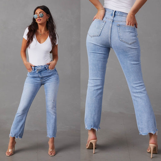 Damen Lässige Jeans mit fransigem Saum und modischen Destrukturelementen Stalluxe