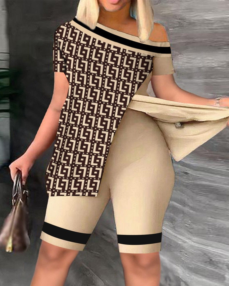 Damen lässiges Set mit asymmetrischem Oberteil und Radlerhose Stalluxe
