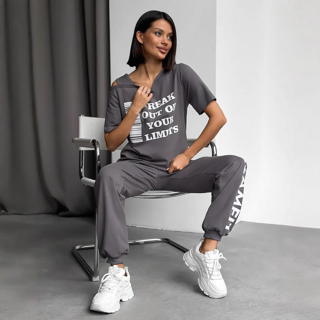 Damen modernes Sport-Set mit ausschnitt und grafischem Print Stalluxe