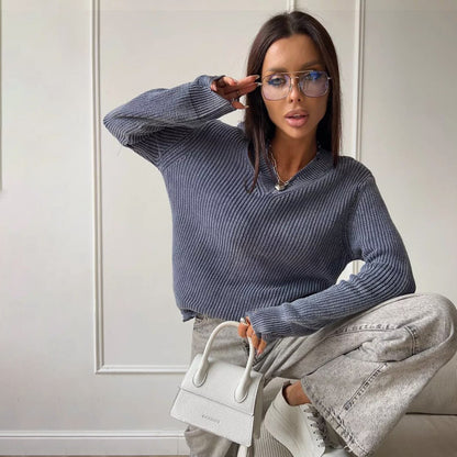 Damen Grobstrickpullover mit trendigem V-Ausschnitt und distressed Elementen Stalluxe