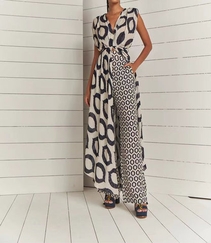 Damen Jumpsuit mit modischem Print Stalluxe