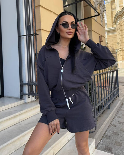 Damen trendy Kapuzenjacke und Shorts Set Stalluxe