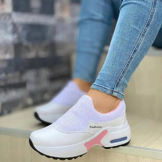 Damen modische Slip-On Sneakers mit atmungsaktivem Obermaterial und dämpfender Sohle Stalluxe