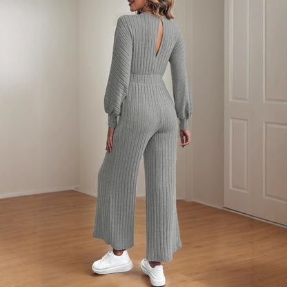 Damen Strickoverall mit tiefem V-Ausschnitt und Taillengürtel Stalluxe