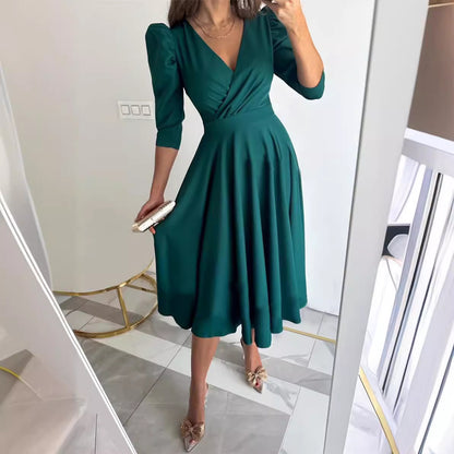 Damen Wickelkleid mit voluminösen Ärmeln und schwingendem Rock Stalluxe