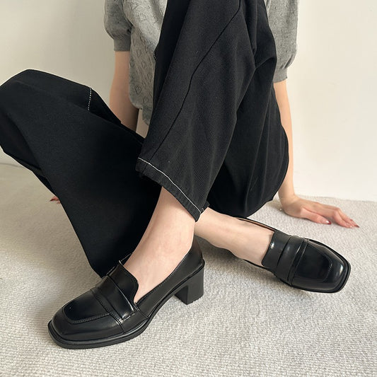 Damen elegante Blockabsatz-Mokassins mit glänzendem Obermaterial und komfortabler Innensohle Stalluxe