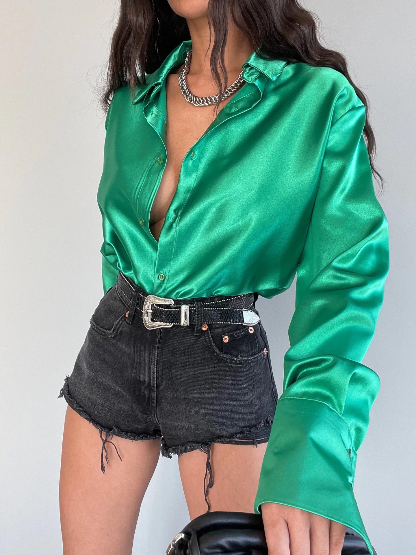 Damen Satinhemd mit oversized Schnitt Stalluxe