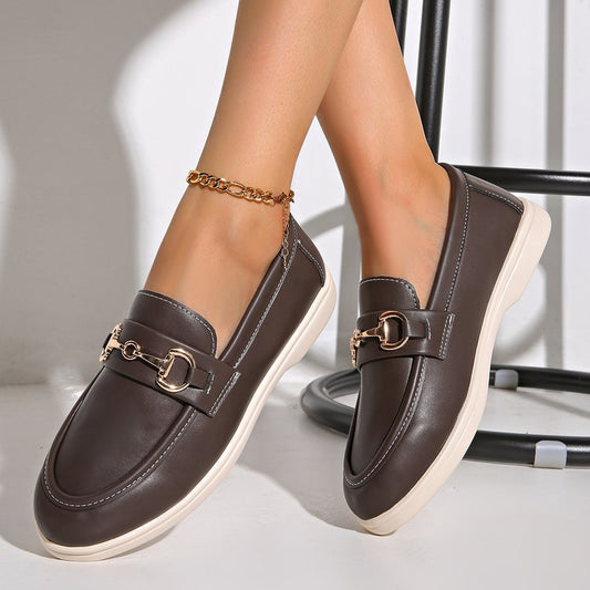 Damen elegante Mokassins mit modischem Schnallen-Detail Stalluxe