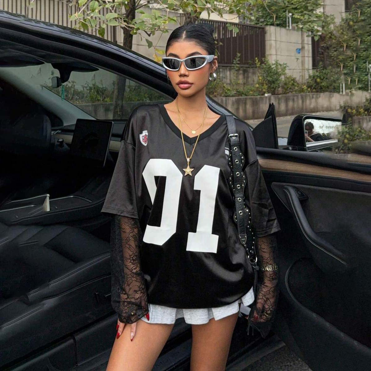 Damen Streetstyle Oversized T-Shirt mit Lace-Ärmeln Stalluxe