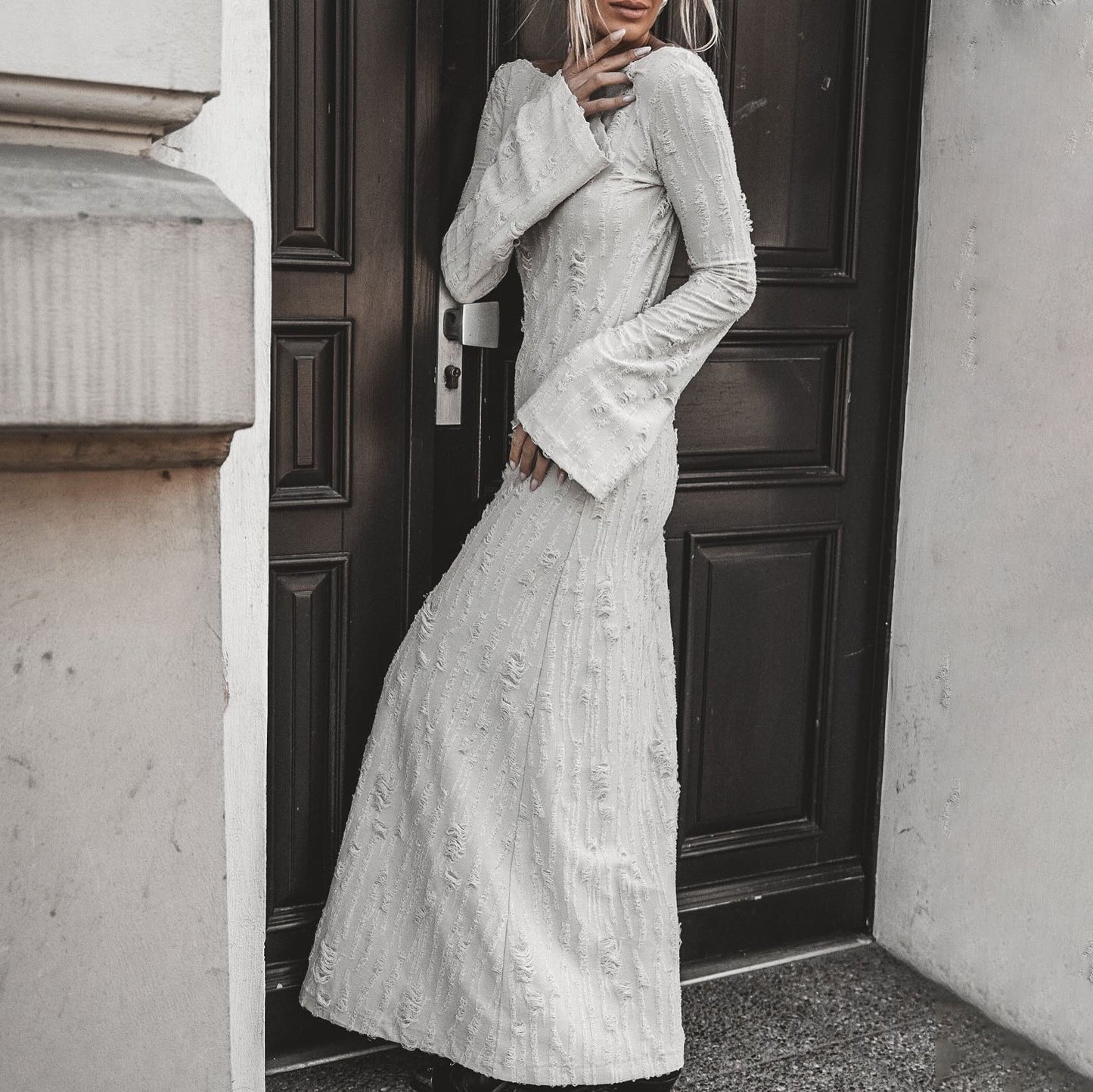 Damen Elegantes Maxikleid mit raffinierten Rüschen- und Ärmeldetails Stalluxe Grau