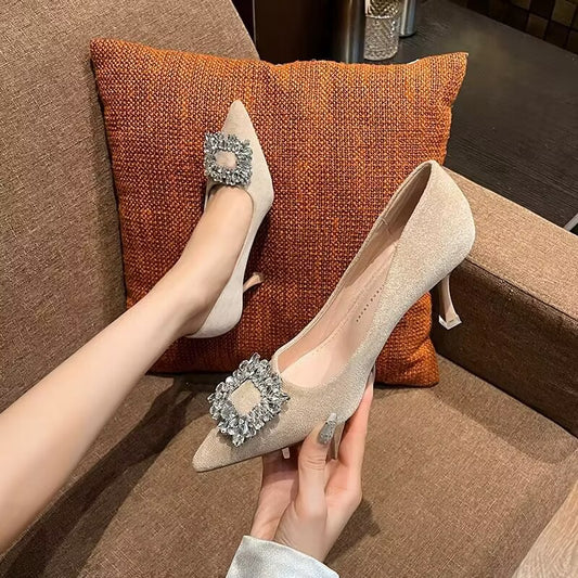 Damen elegante Pumps mit funkelndem Strassbesatz und modernem Design Stalluxe