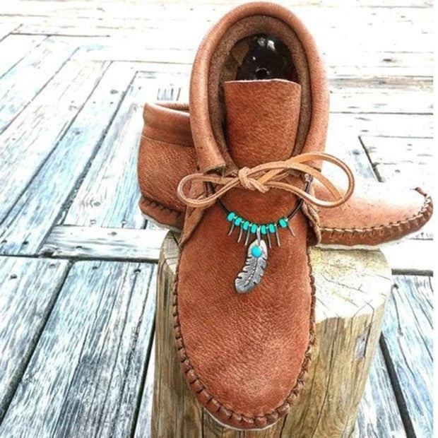 Damen Mokassins aus hochwertigem Wildleder mit feinen Schmuckdetails Stalluxe
