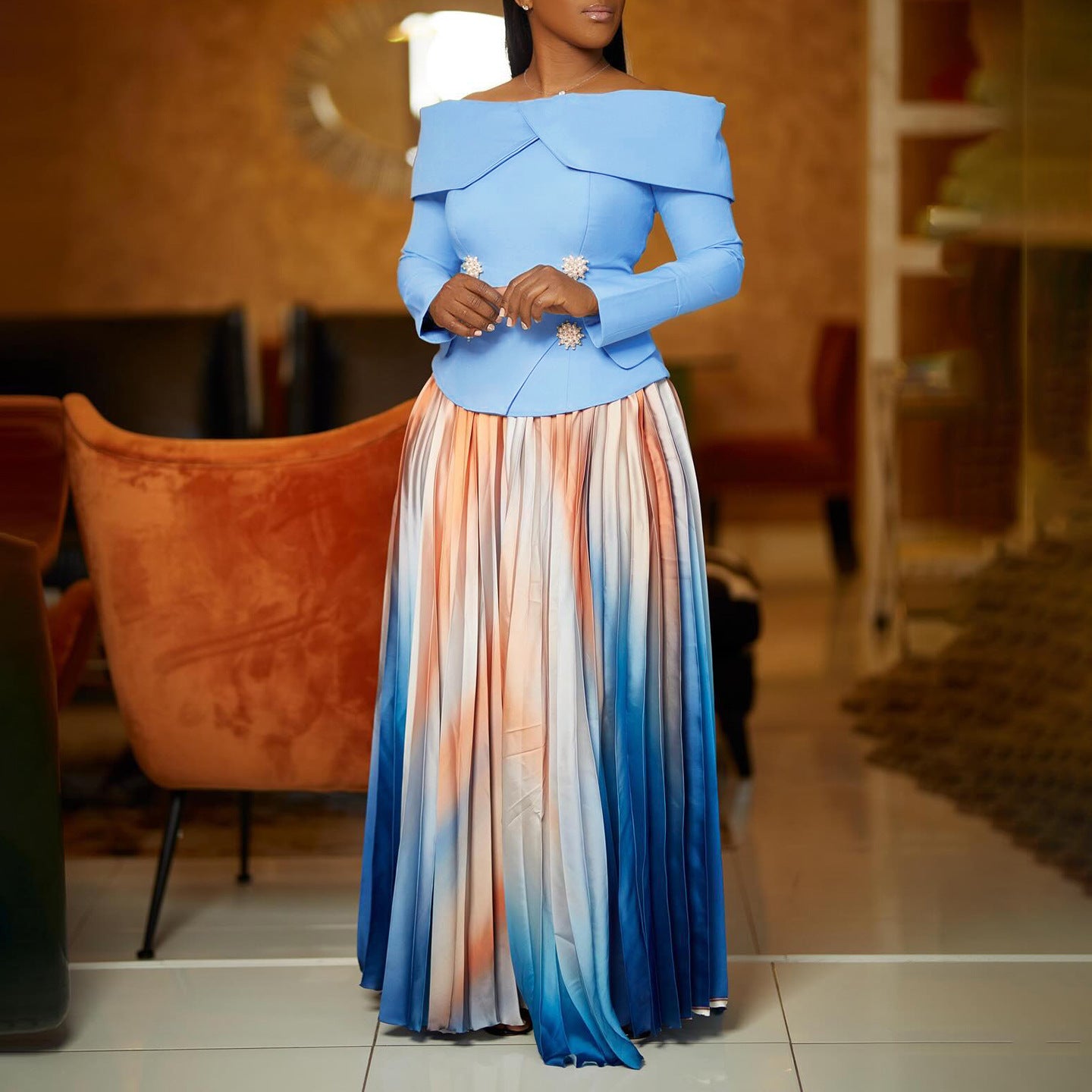 Damen Elegantes Plisseekleid mit schulterfreiem Oberteil und auffälligen Knopfdetails Stalluxe