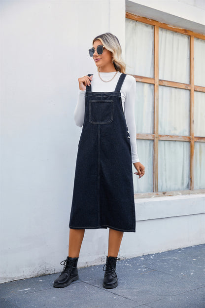 Damen Denim-Latzkleid mit praktischen Seitentaschen und modernem Schnitt Stalluxe