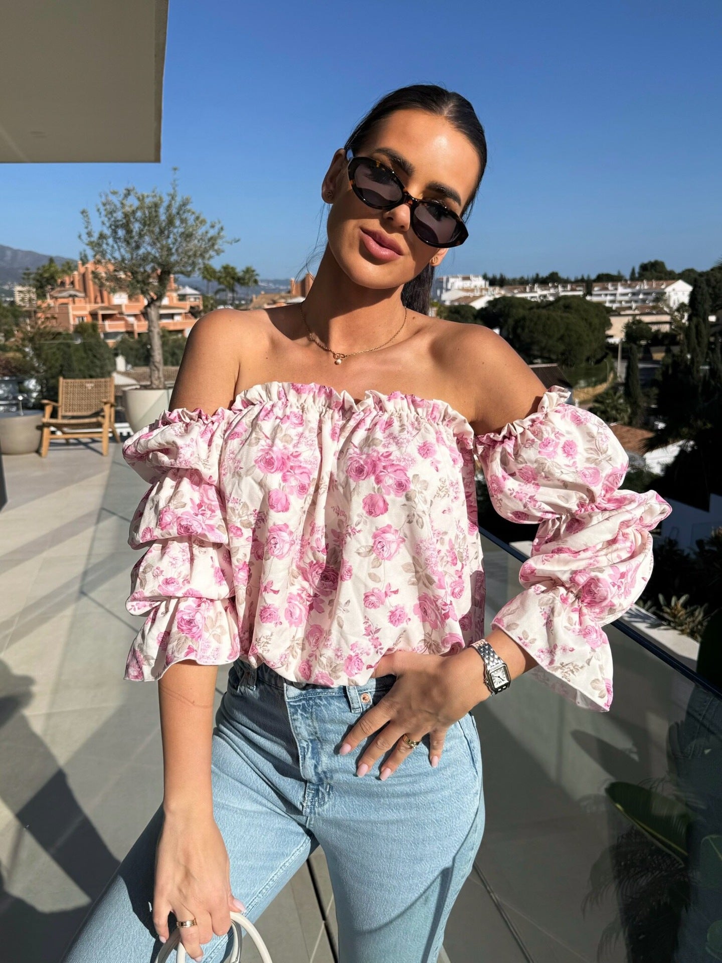 Damen verspielt blumige Off-Shoulder Bluse mit voluminösen Ärmeln Stalluxe Rosa