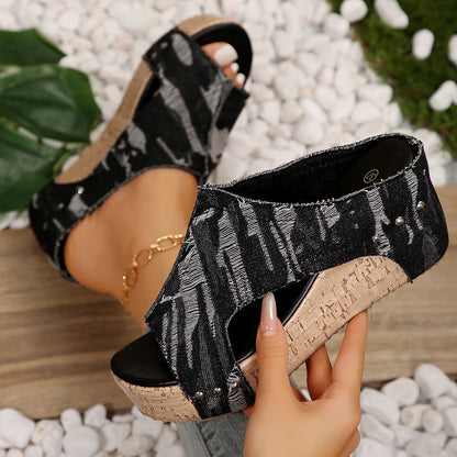 Damen Keil-Sandalen mit modischem Korkdetail und komfortabler Fußbettgestaltung Stalluxe