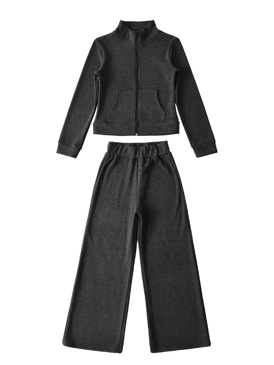 Damen sportliches Set mit Stehkragen und weitem Hosenansatz Stalluxe