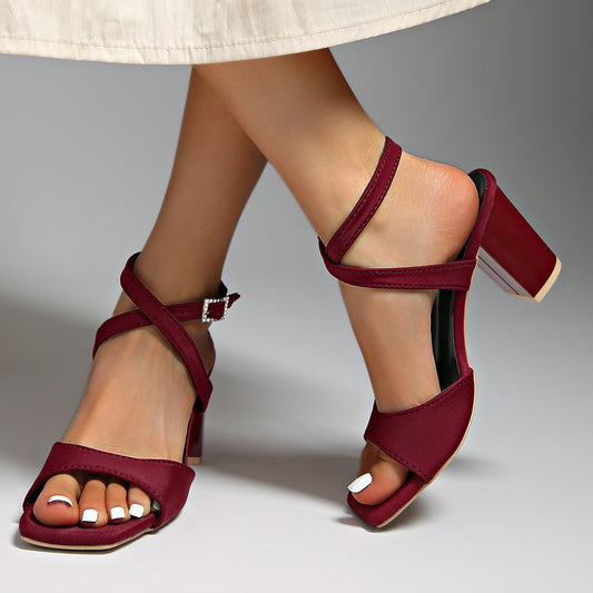 Damen Elegante Sandalen mit verstellbarem Riemen und schickem Blockabsatz Stalluxe