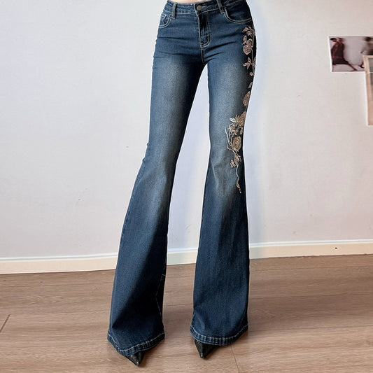 Damen ausgestellte Jeans mit floralen Applikationen Stalluxe