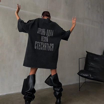 Damen Oversized T-Shirt mit auffälligem Schriftzug Stalluxe