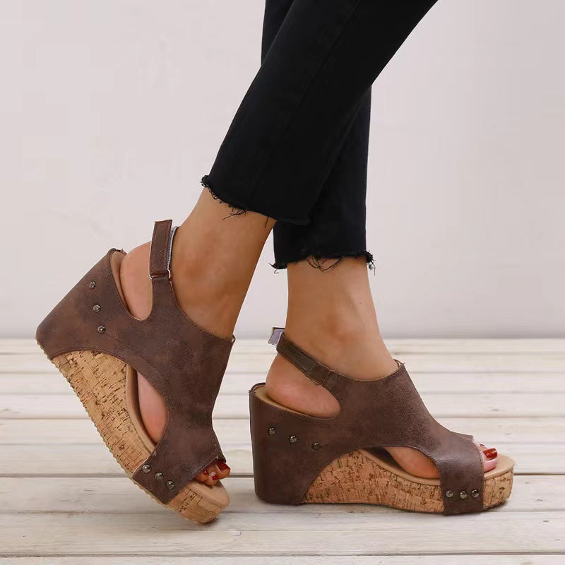 Damen Wedge-Sandalen mit modischem Riemendesign und natürlichem Korkfußbett Stalluxe