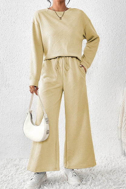 Damen Lounge-Outfit mit elegantem Strukturmuster Stalluxe