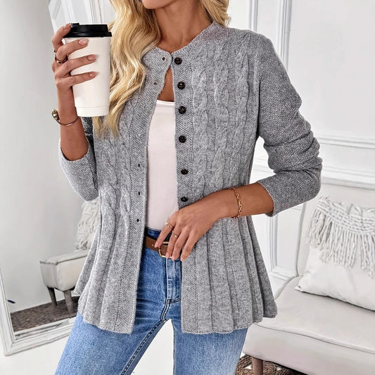 Damen Strickjacke mit dezentem Ripp-Design und Knopfdetails Stalluxe