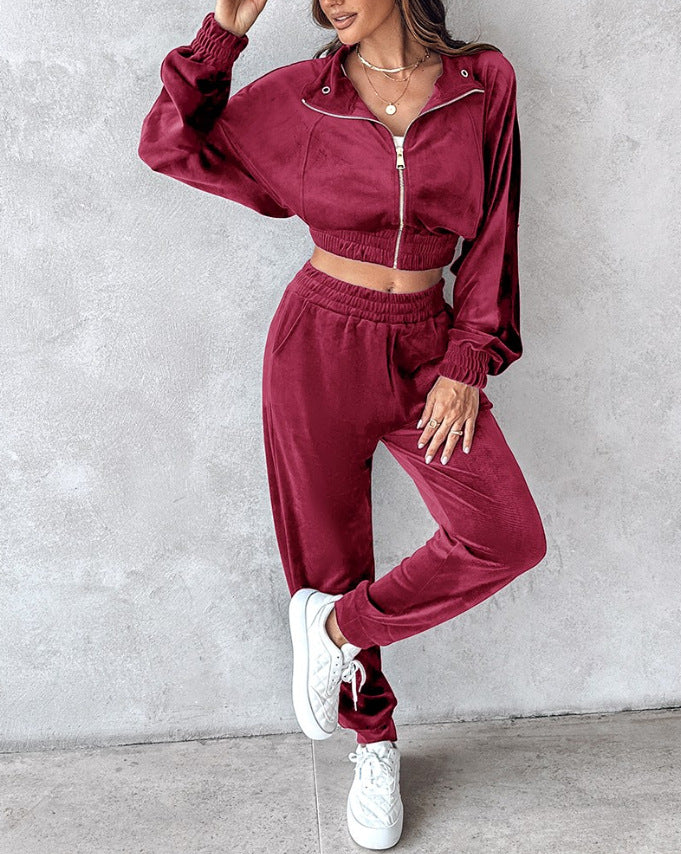 Damen Velours Sportanzug mit cropped Jacke und elastischem Bund Stalluxe