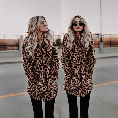 Damen Luxuriöser Kunstpelzmantel im exotischen Leopardenmuster Stalluxe
