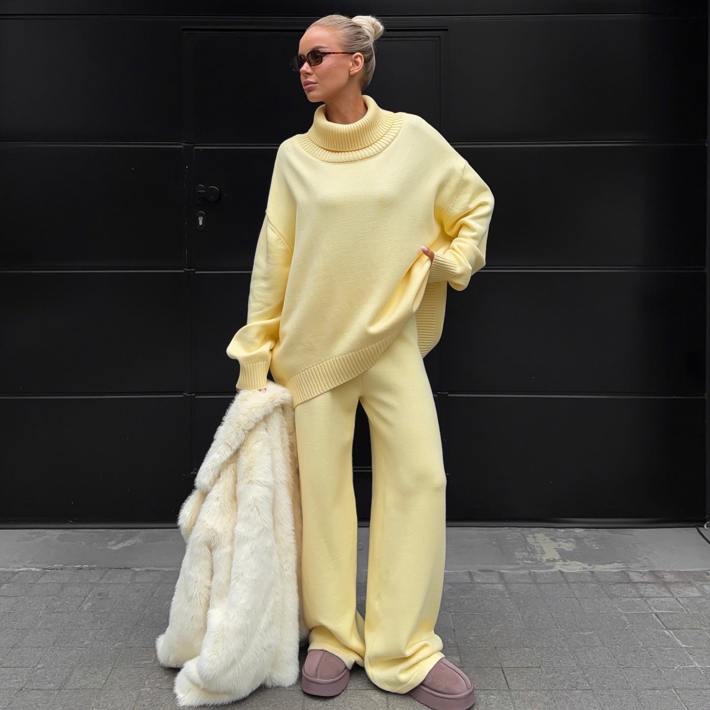 Damen Lässiger Strickanzug mit hoher Kragen und weitem Bein Stalluxe