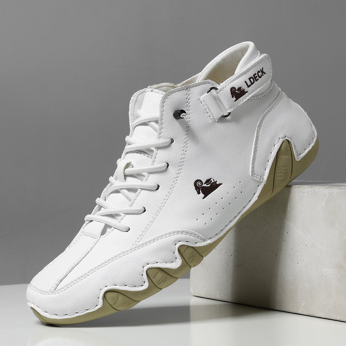 Stalluxe | Ultra-bequemer Rutschfester Barfußschuh Weiß