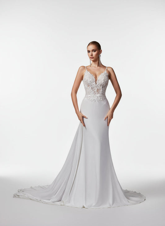 Stalluxe | Anmutiges Weißes Rückenfreies Brautkleid mit Spitzenapplikationen XL