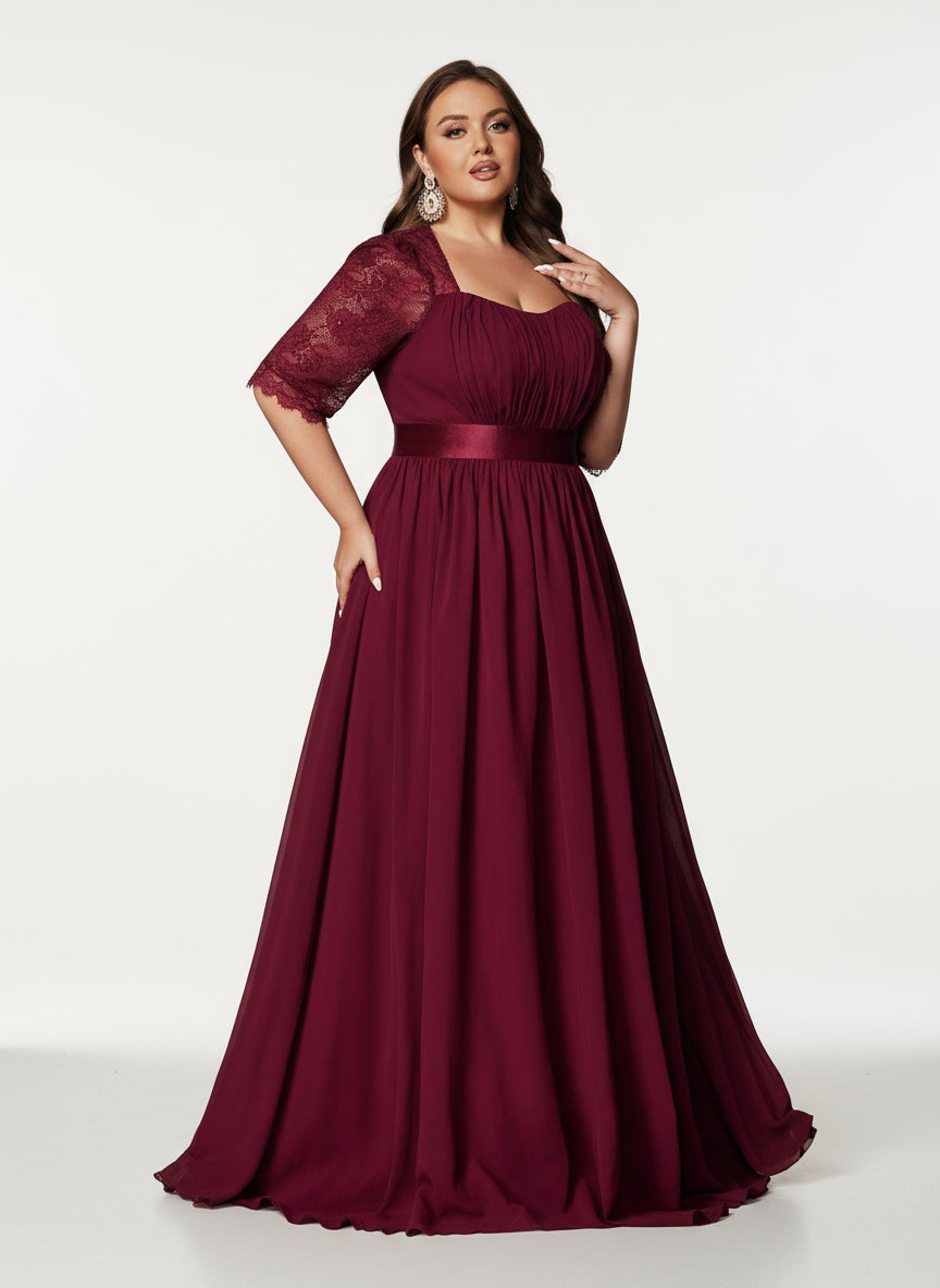 Stalluxe | Schickes Spitzen-Abendkleid in Übergröße mit Kurzarm