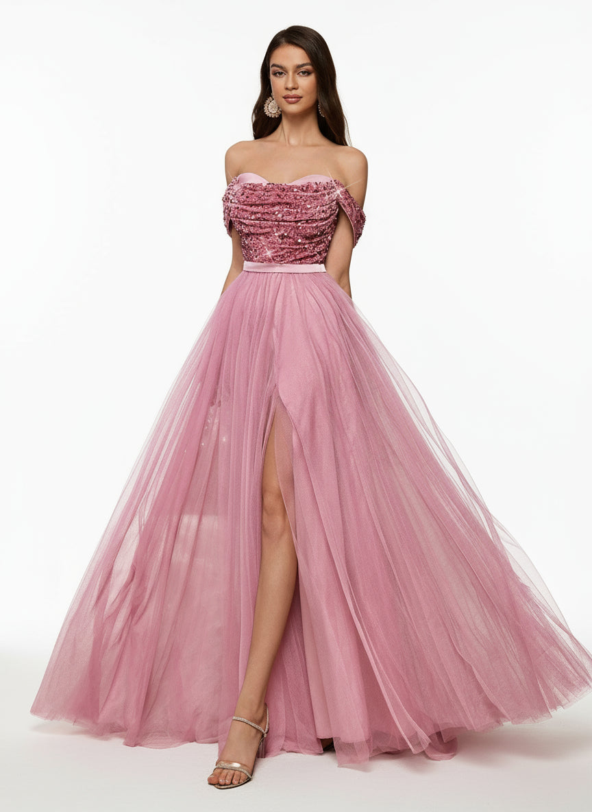 Stalluxe | Romantisches Schulterfreies Abendkleid aus Mesh mit Pailletten und Patchwork