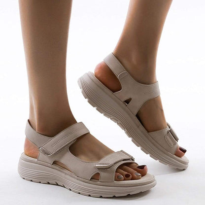 Stalluxe | Orthopädische Sandalen für Damen – verstellbare Riemen für optimalen Komfort